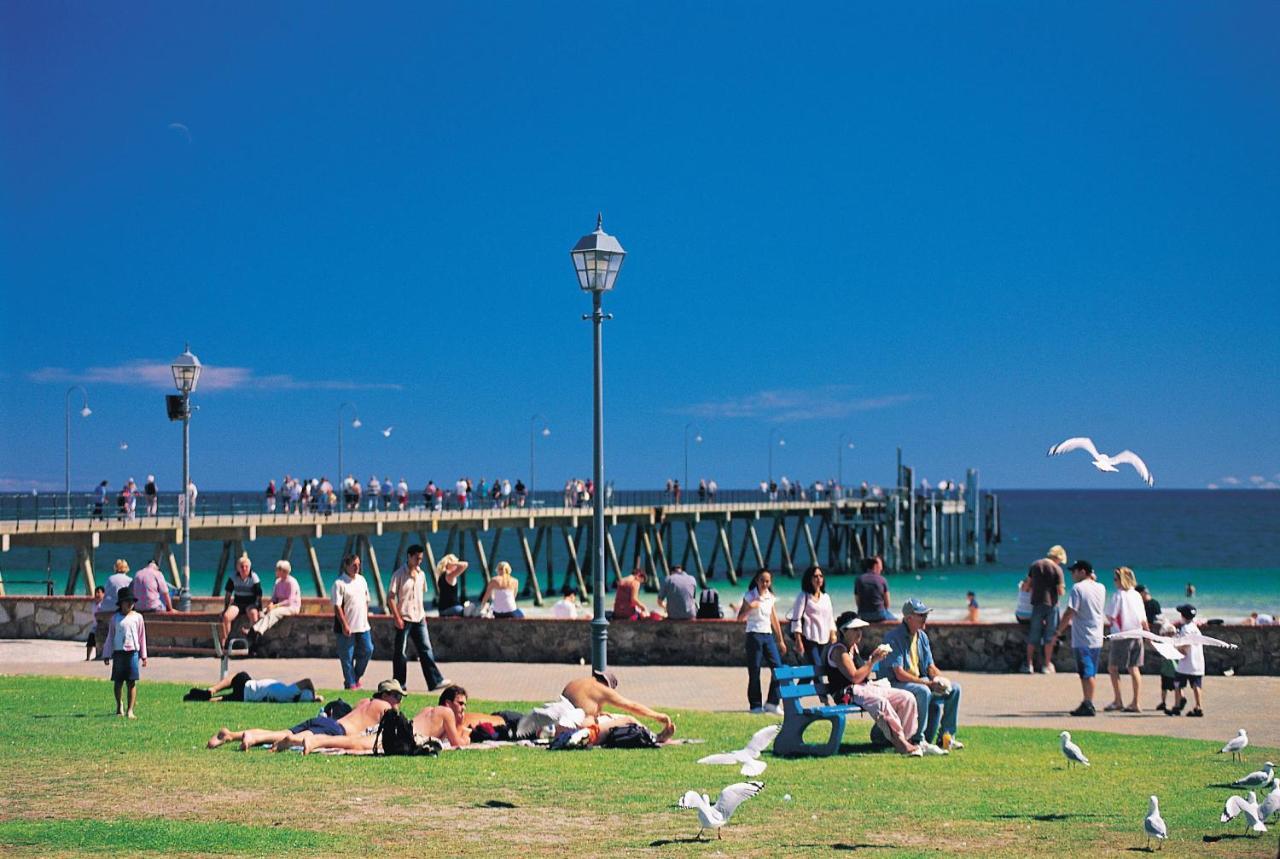 Glenelg Holiday Apartments - Corfu Adelaide Dış mekan fotoğraf