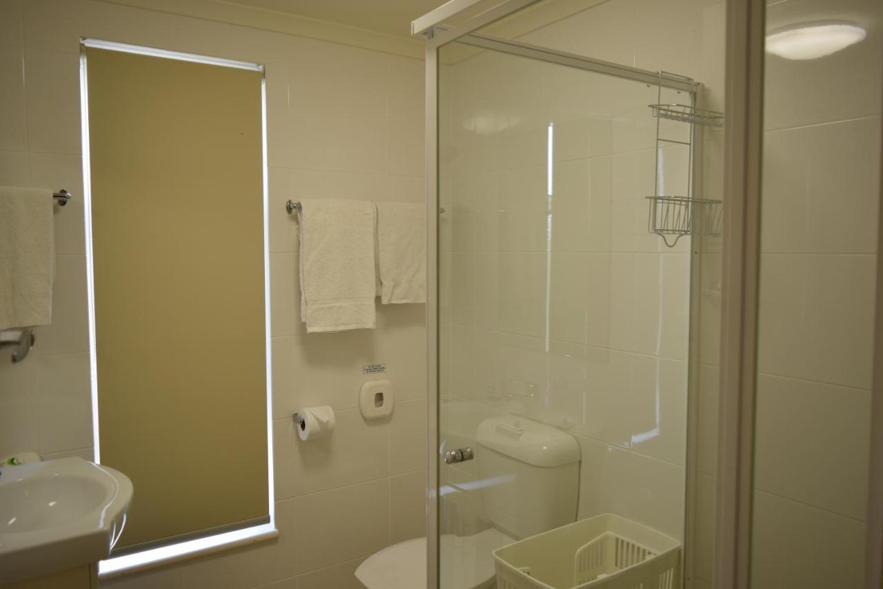 Glenelg Holiday Apartments - Corfu Adelaide Dış mekan fotoğraf